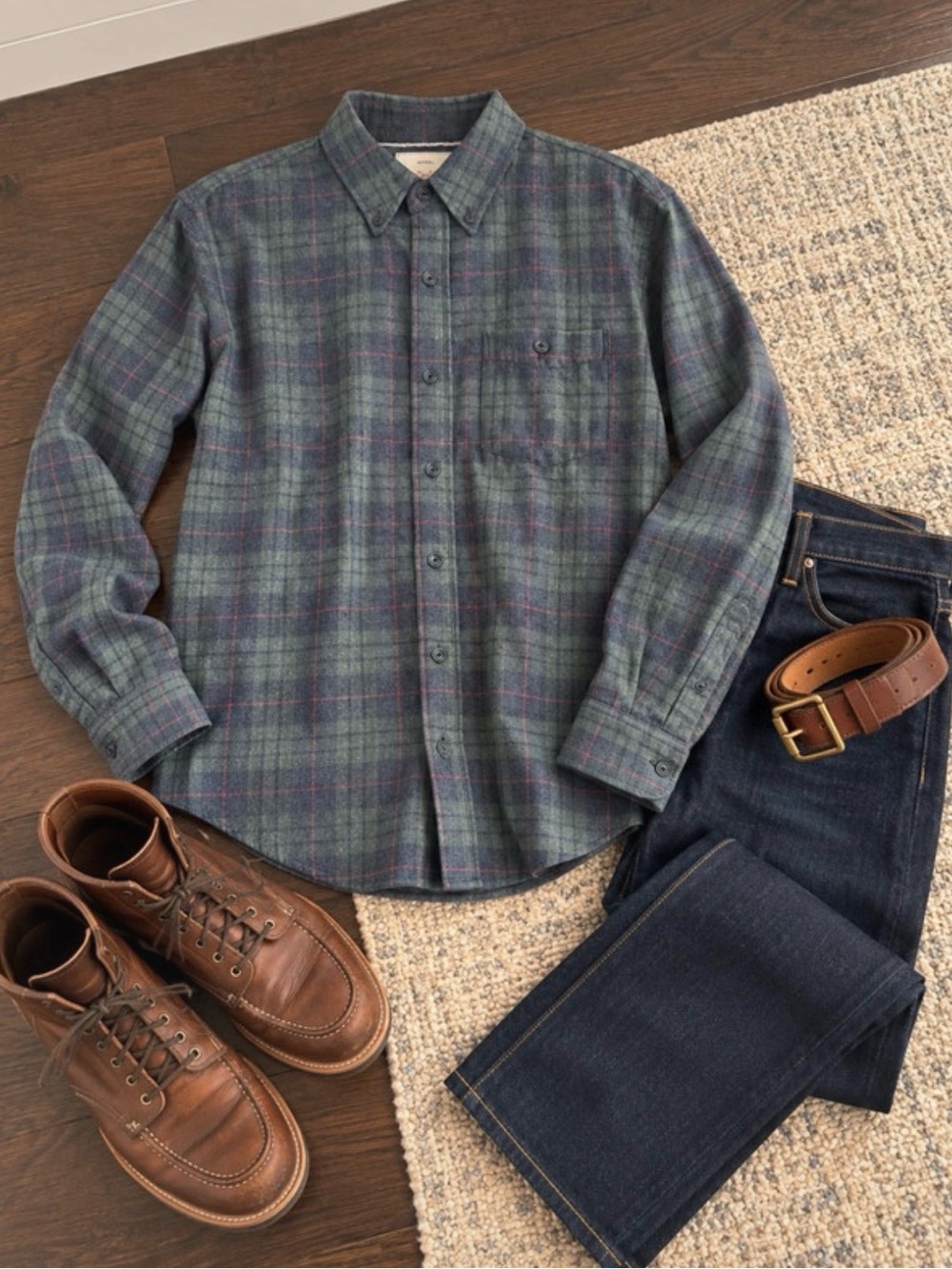 Men's Green Plaid Button-Down Casual Shirt